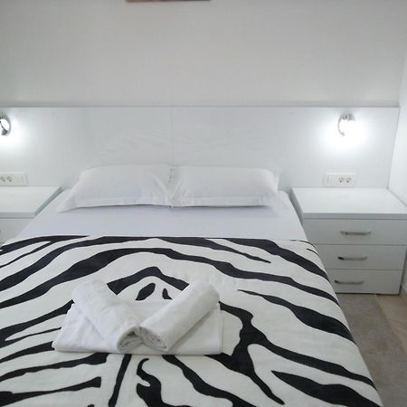 Guest House 4M Petrovac Oda fotoğraf