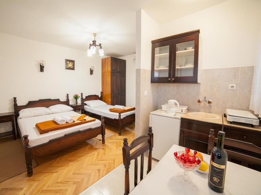 Guest House 4M Petrovac Oda fotoğraf