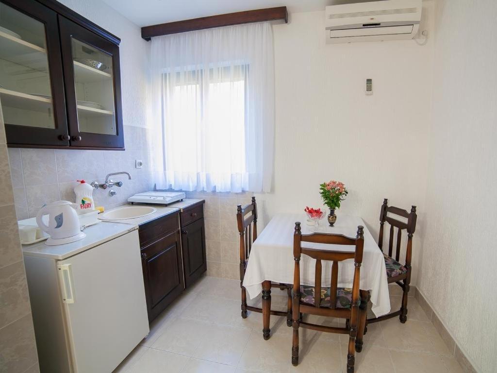 Guest House 4M Petrovac Oda fotoğraf