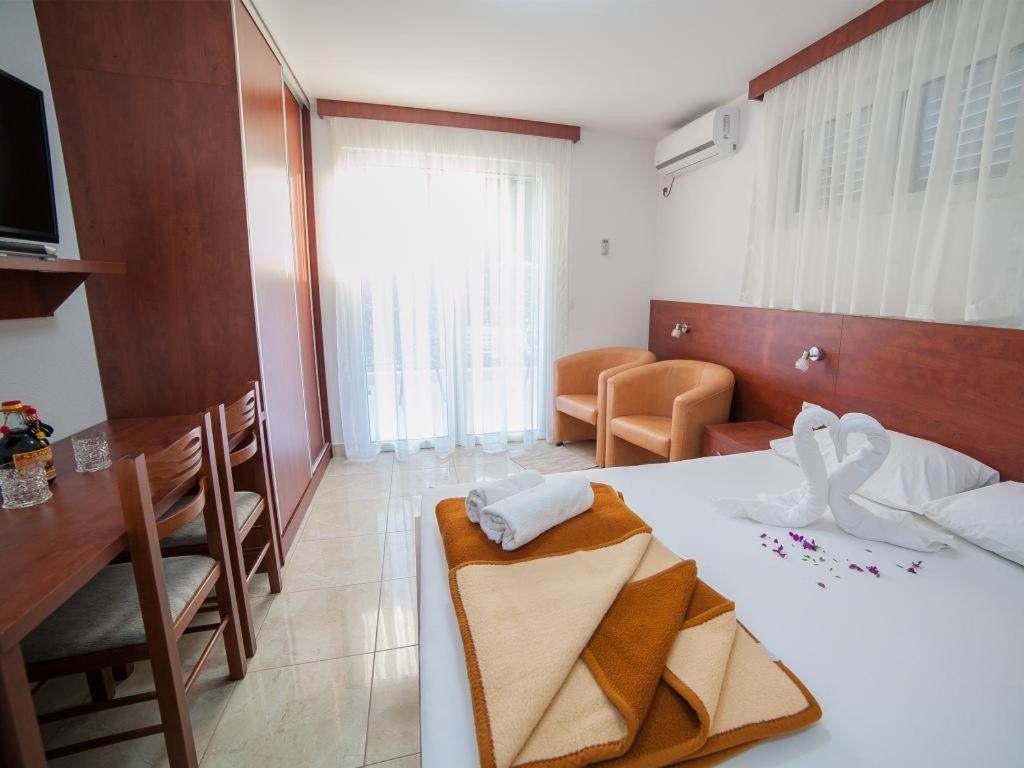 Guest House 4M Petrovac Oda fotoğraf