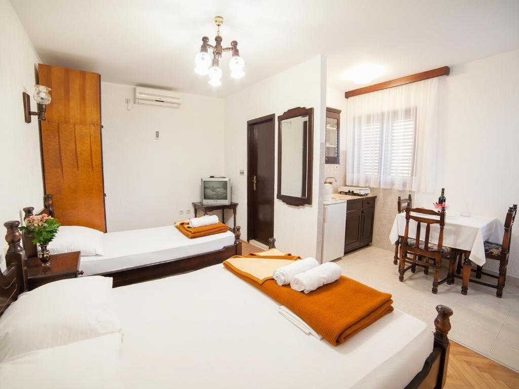 Guest House 4M Petrovac Oda fotoğraf