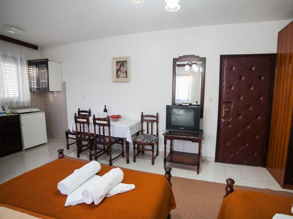 Guest House 4M Petrovac Oda fotoğraf
