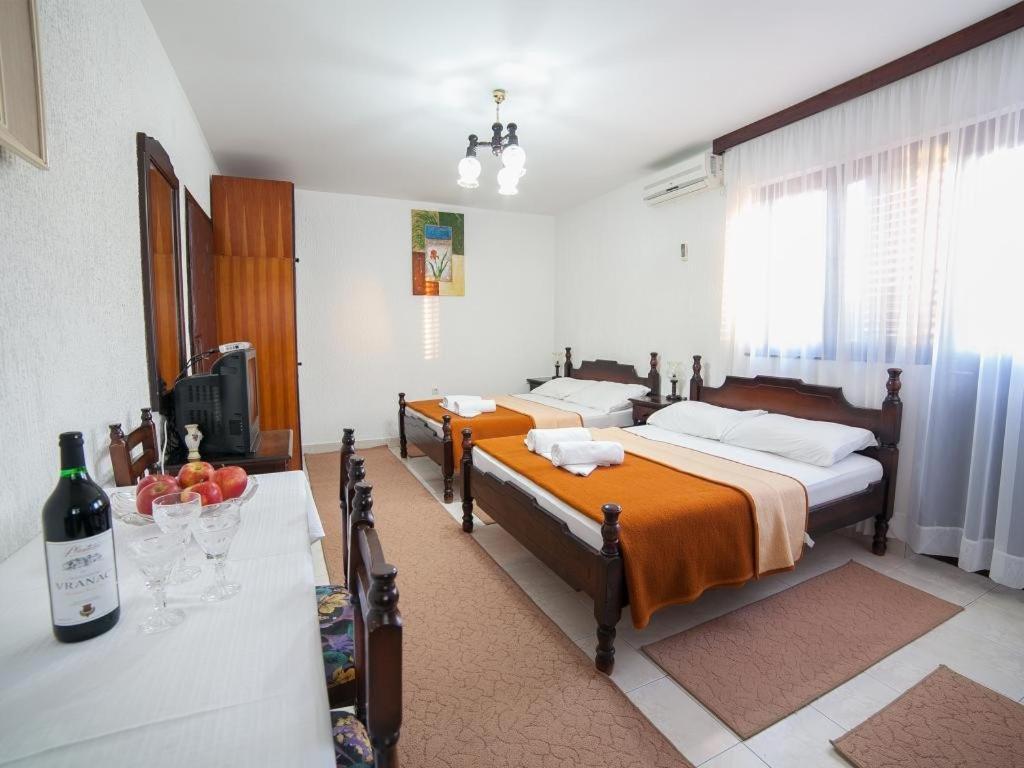 Guest House 4M Petrovac Oda fotoğraf